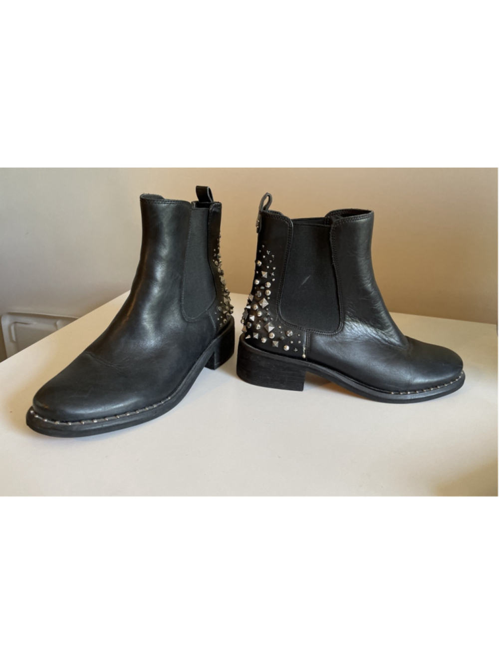 Sam Edelman Silver Studded Ankle Chelsea Boot Black Leather Dover Biker Sz 7.5